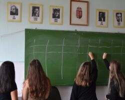 ????????????????????????????????????