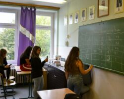 ????????????????????????????????????